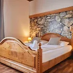 Hotel I Am Graz-seiersberg 3*